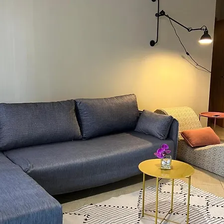 Abel's Apartment Golem (Tirana)